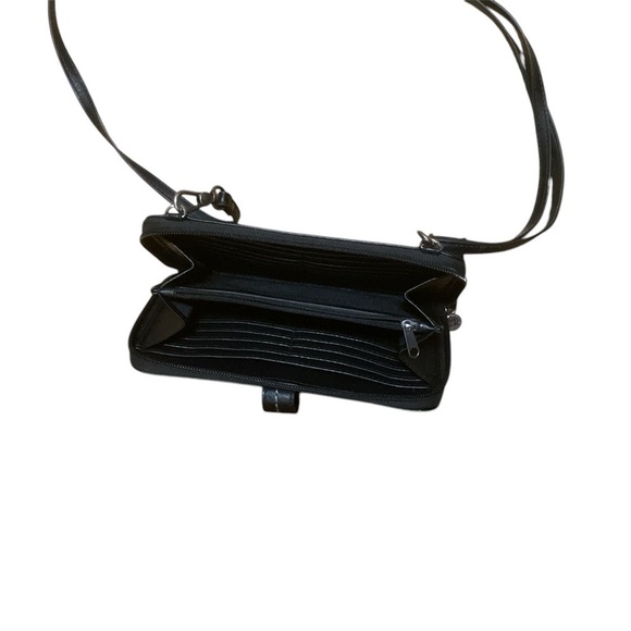THE SAK CROTCHETED POCKETBOOK CROSSBODY PURSE. PERFECT CHRISTMAS GIFT. - Picture 4 of 4